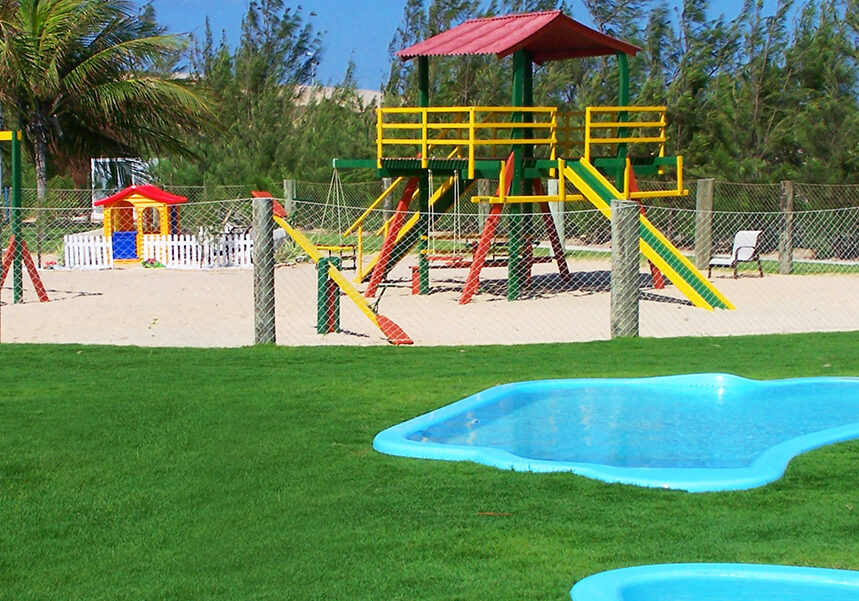 PLAYGROUND PLAYGROUND